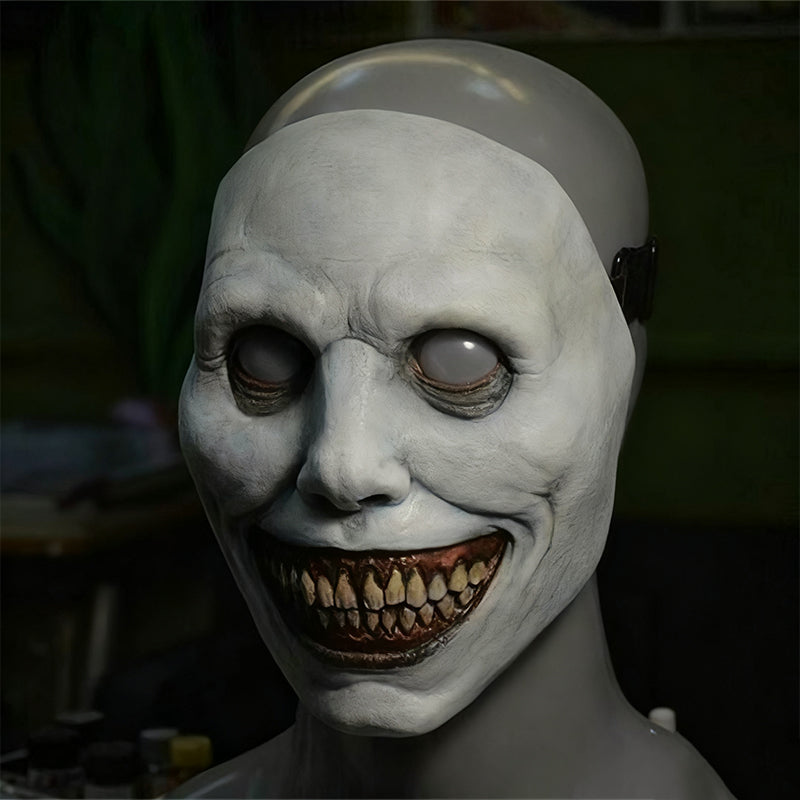 👻Przerażająca maska na Halloween
